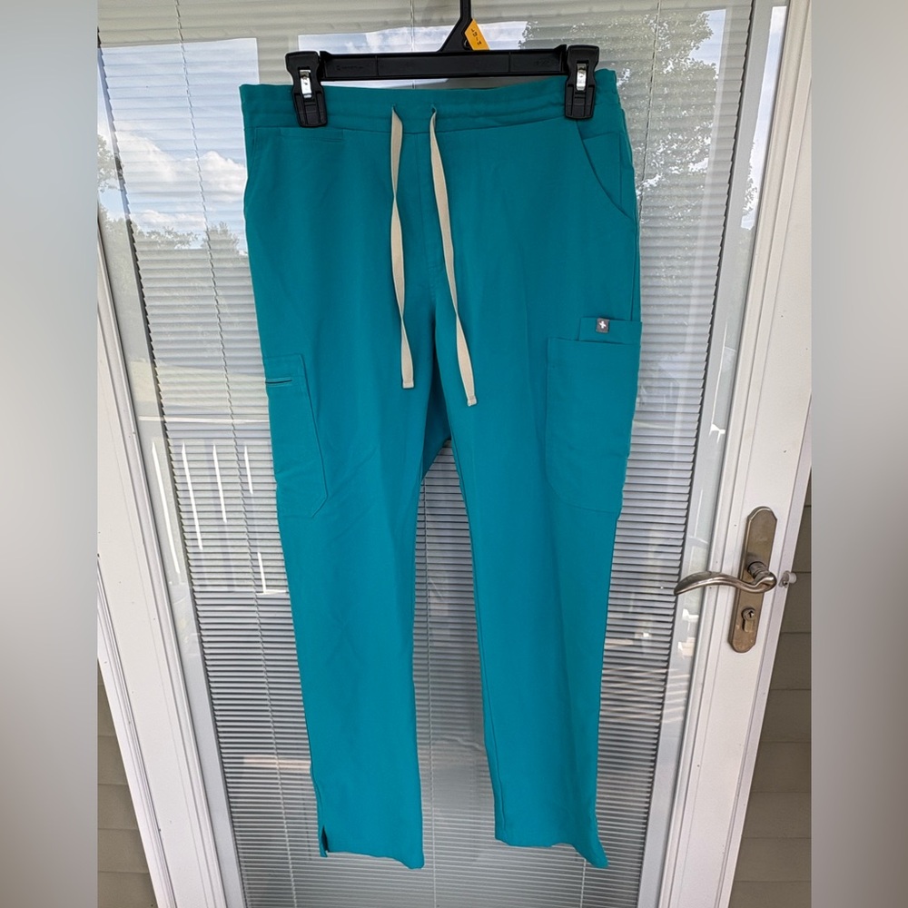 Figs Women's teal scrubs
